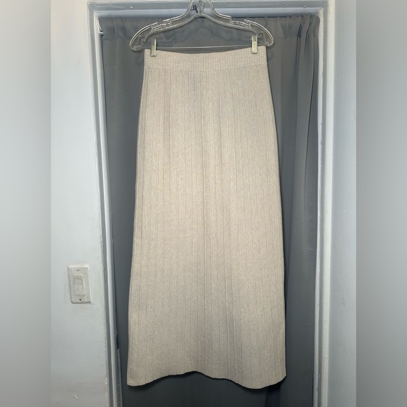 Love Bonito Korin Elastic Waist Soft Cozy Knit Column Ribbed Maxi Skirt Size 6 - Picture 7 of 11